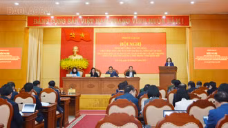 Tiếp tục thực hiện tốt chủ trương của Đảng, chính sách, pháp luật của Nhà nước về thực hiện dân chủ ở cơ sở và công tác tôn giáo