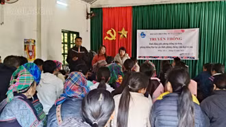 80 phụ nữ xã Tả Phìn được truyền thông bình đẳng giới