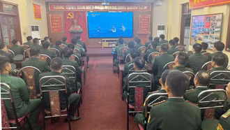 Ban Chỉ huy Bộ đội Biên phòng tỉnh tổ chức xem Chương trình truyền hình trực tiếp Lễ kỷ niệm 80 năm Quốc khánh