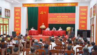 Phường Lào Cai tiếp xúc, đối thoại với người dân