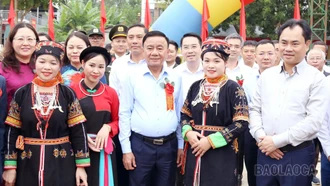 Sức mạnh từ lòng dân