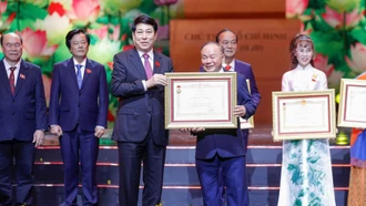 Anh hùng lao động Vũ Hữu Lê và hành trình đồng hành với người nông dân