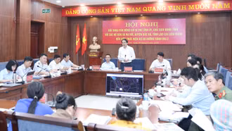 Bí thư Tỉnh ủy Trịnh Xuân Trường đối thoại trực tiếp với các hộ dân liên quan Dự án đường vành đai 2, huyện Bắc Hà