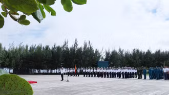 Ngát xanh đảo Đá Tây A