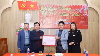 Trưởng Ban Tổ chức Tỉnh ủy Phạm Toàn Thắng thăm, chúc tết tại huyện Bảo Yên