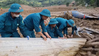 [Ảnh] Lực lượng dân quân, tự vệ phát huy vai trò nòng cốt tại cơ sở