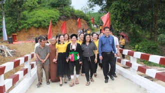 Hội Nữ doanh nhân tỉnh khánh thành cầu Hạnh Phúc