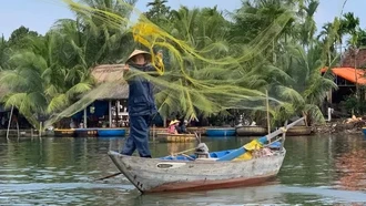 Khách Mỹ du lịch 80 quốc gia, tiết lộ lý do yêu mến Việt Nam