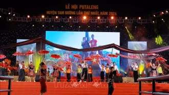 Khai mạc Lễ hội PuTaLeng "Về miền Đỗ quyên"
