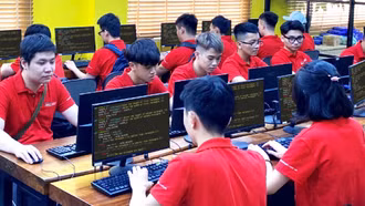 Trẻ em có nên học lập trình ngay từ bậc học phổ thông?