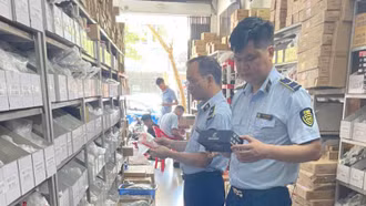 Phạt vi phạm hành chính gần 1 tỷ đồng trong đợt cao điểm chống hàng giả, hàng nhái