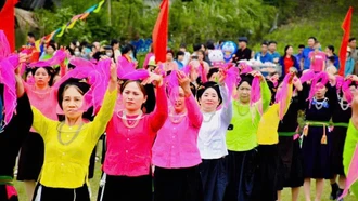 Nâng cao vị thế phụ nữ xã Lâm Thượng qua hoạt động văn hóa, thể thao