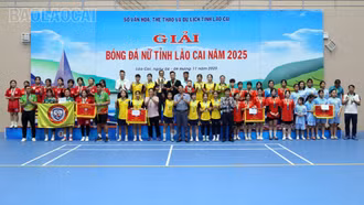 Phân hiệu Đại học Thái Nguyên tại Lào Cai vô địch Giải bóng đá nữ tỉnh Lào Cai năm 2025