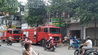 Kịp thời dập tắt đám cháy nhà tại phường Pom Hán