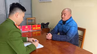 Công an tỉnh Lào Cai vận động thành công đối tượng truy nã ra đầu thú