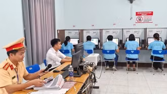 Đề xuất tăng số lượng câu hỏi lý thuyết sát hạch lái xe có khả thi?