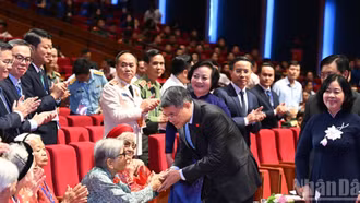 Thủ tướng Lê Minh Hưng dự Hội nghị Tri ân người có công với cách mạng toàn quốc năm 2026