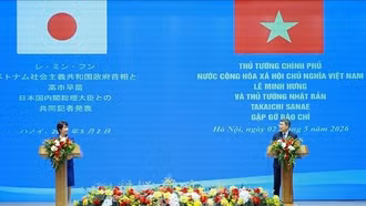 Thủ tướng Lê Minh Hưng và Thủ tướng Nhật Bản Takaichi Sanae gặp gỡ báo chí