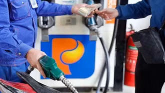 Chính phủ giảm thuế nhập khẩu một số mặt hàng xăng dầu xuống 0%