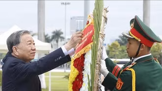 Tổng Bí thư, Chủ tịch nước Tô Lâm dâng hương tưởng niệm các Anh hùng liệt sĩ tại thành phố Đà Nẵng