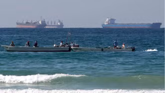 Iran tuyên bố tiếp tục phong tỏa vận chuyển dầu mỏ tại eo biển Hormuz