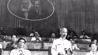 Đại hội đại biểu toàn quốc lần thứ III:Xây dựng thắng lợi chủ nghĩa xã hội và đấu tranh thống nhất nước nhà