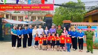 Khánh Hòa ra mắt cổng trường an toàn giao thông