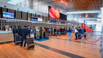 Triển khai miễn thị thực có thời hạn cho người nước ngoài thuộc diện đặc biệt cần ưu đãi