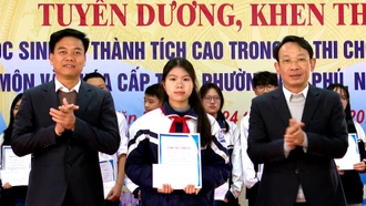 Phường Văn Phú tuyên dương 161 học sinh đạt giải kỳ thi học sinh giỏi THCS