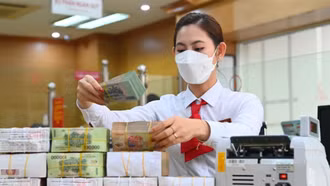 Ngân hàng chạy đua huy động vốn: Lãi đặc biệt đã chạm mốc 9%/năm