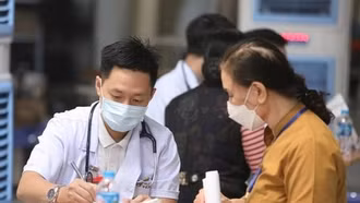 Mở rộng danh mục thuốc bảo hiểm y tế: Giảm gánh nặng tài chính cho người bệnh