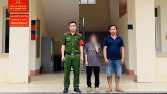 Công an xã Bảo Hà kịp thời tìm kiếm, đưa cháu bé trở về an toàn với gia đình