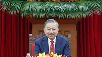 Bộ Chính trị phân công Ủy viên Bộ Chính trị khoá XIV tham gia Ban Bí thư khoá XIV