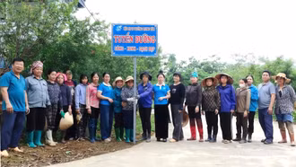 Phường Trung Tâm hoàn thành sớm chỉ tiêu gắn biển 20 mô hình "Nhà sạch - Vườn đẹp" năm 2026