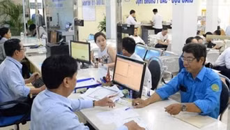 Tỷ lệ công chức xếp ngạch chuyên viên chính tại các bộ không được quá 50%