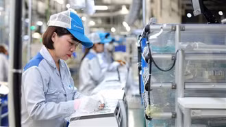 Đại hội XIV của Đảng: Giữ kỷ cương ngân sách, mở đường cho tăng trưởng