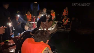 Tỉnh Lào Cai chỉ đạo khẩn trương tìm kiếm, cứu hộ các nạn nhân trong vụ tai nạn giao thông đường thủy tại xã Bảo Ái