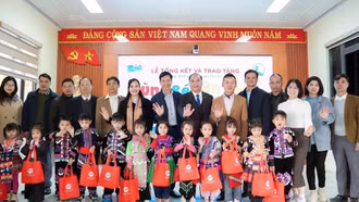 18 thủ tục hành chính các cấp về tổ chức, hoạt động của quỹ xã hội, quỹ từ thiện