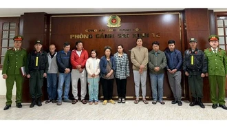 Triệt phá đường dây sản xuất thuốc và thực phẩm chức năng giả quy mô lớn