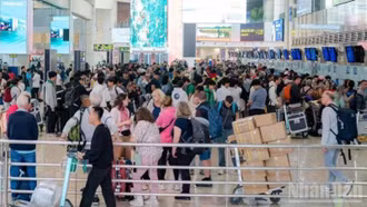 Ngày cuối nghỉ Tết, khách bay qua Nội Bài chạm mốc sản lượng kỷ lục