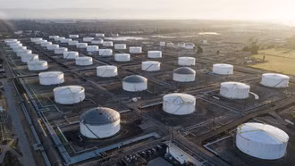 IEA đề xuất xả kho dự trữ dầu lớn nhất lịch sử để hạ nhiệt giá dầu