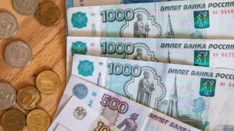 Nga siết chặt kiểm soát tiền mặt, cấm xuất khẩu vàng