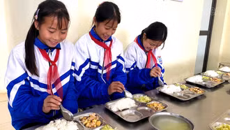 Phình Hồ chủ động phòng, tránh rét cho học sinh