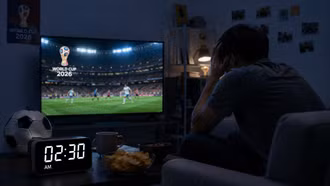Chuyên gia y tế cảnh báo nguy cơ rối loạn giấc ngủ khi theo dõi World Cup 2026