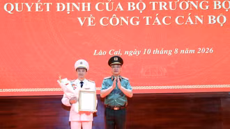 Công bố quyết định của Bộ trưởng Bộ Công an về công tác cán bộ