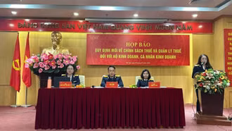 Ngành thuế mở cao điểm 15 ngày hỗ trợ hộ kinh doanh kê khai thuế từ 10/3