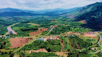 Tập trung ưu tiên cho các xã, thôn đặc biệt khó khăn, vùng đồng bào dân tộc thiểu số và miền núi