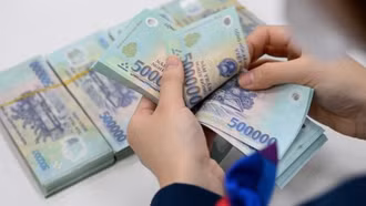 Từ 1/7, công chức có tài năng có thể được hưởng phụ cấp tới 300% lương trong 5 năm