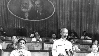 Đại hội đại biểu toàn quốc lần thứ III:Xây dựng thắng lợi chủ nghĩa xã hội và đấu tranh thống nhất nước nhà