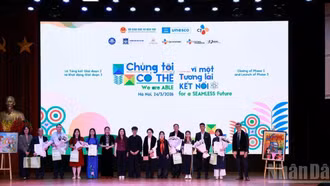 UNESCO thúc đẩy giáo dục STEAM cho nữ sinh Việt Nam